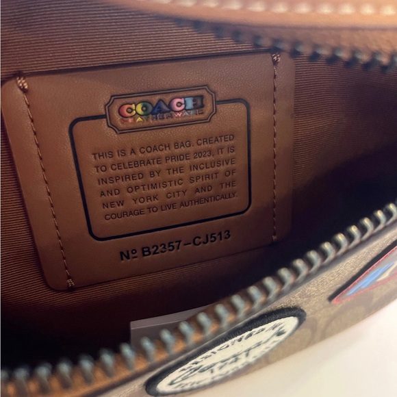 NWT Coach Outlet Warren Belt Bag In Signature Canvas With Trompe L'oeil Print - Picture 8 of 8